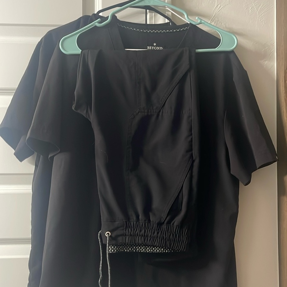 Black Scrub Set